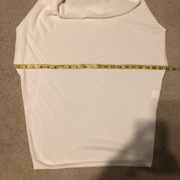 NWT Italian Designer Lagucia Perfect Basic Top - Picture 4 of 5